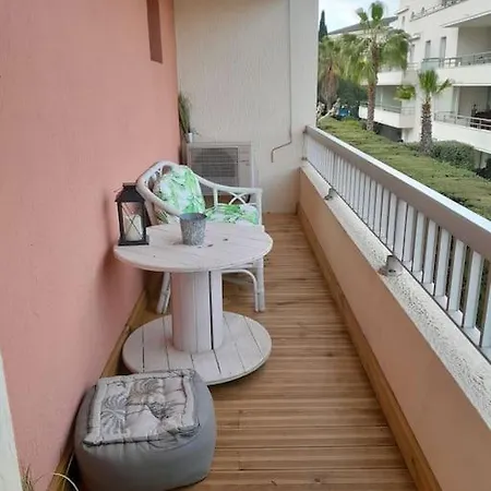 Lumineux Avec Parking Privé