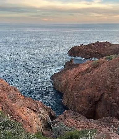 Lumineux Avec Parking Privé Appartamento *