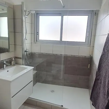 Apartment Lumineux Avec Parking Prive Saint-Raphael (Var)