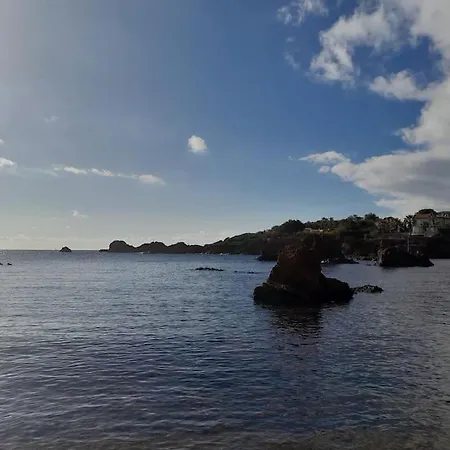 Lumineux Avec Parking Prive Saint-Raphael (Var)