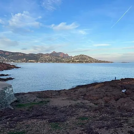 Lumineux Avec Parking Prive Διαμέρισμα