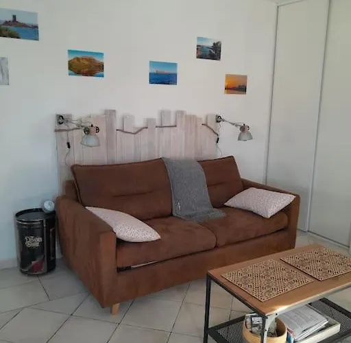 Lumineux Avec Parking Privé Apartamento Saint-Raphaël